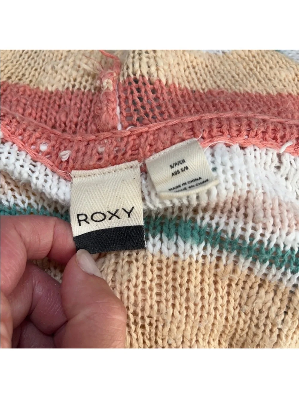 EUC Roxy cotton knit sweater hoodie size S